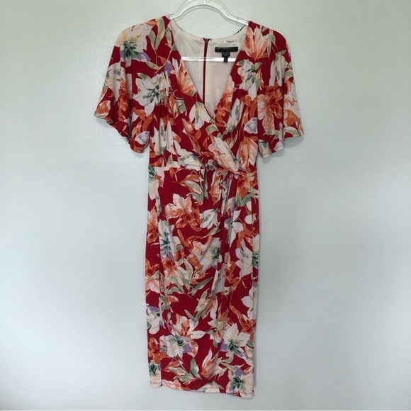 Maggy London Floral Dress Hibiscus Red Faux Wrap Knee Length 2 - Picture 1 of 8